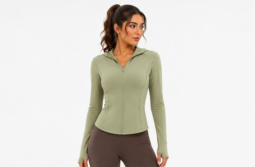 Core™ Chaqueta Deportiva con Capucha