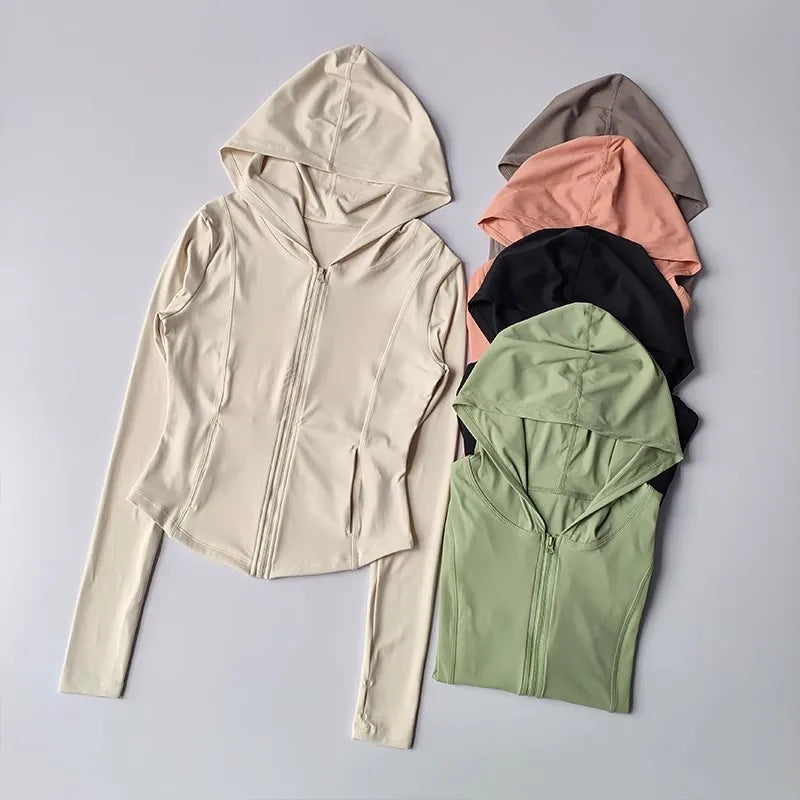 Core™ Chaqueta Deportiva con Capucha