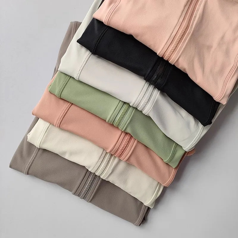Core™ Chaqueta Deportiva con Capucha