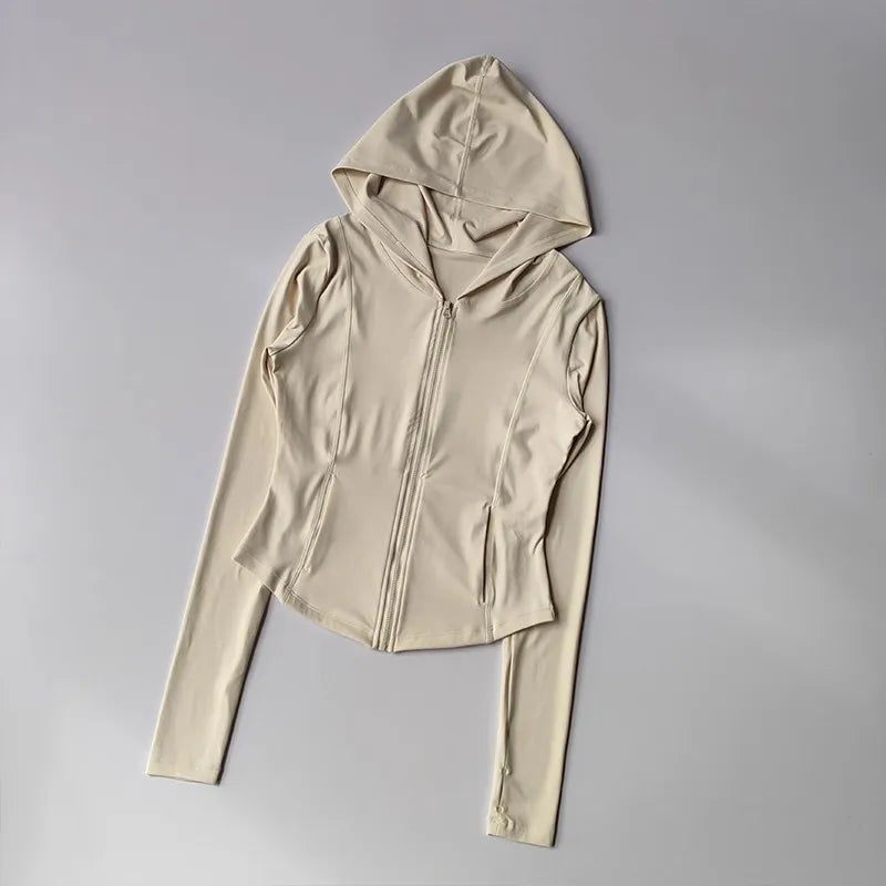 Core™ Chaqueta Deportiva con Capucha