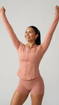Core™ Chaqueta Deportiva con Capucha